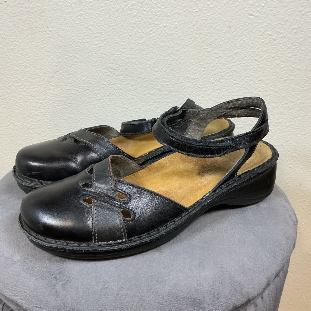 Naot Womens Sandal Gardenia Size 7M EUR 38 Black Close Toe Ankle‎ Strap